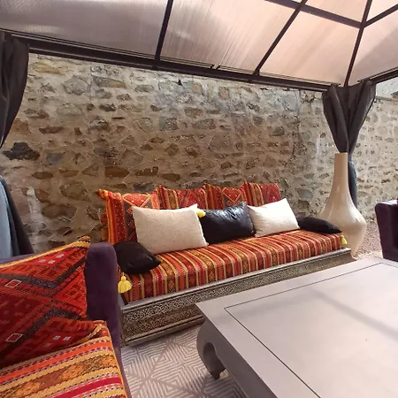 Oda ve Kahvaltı Maison 1949